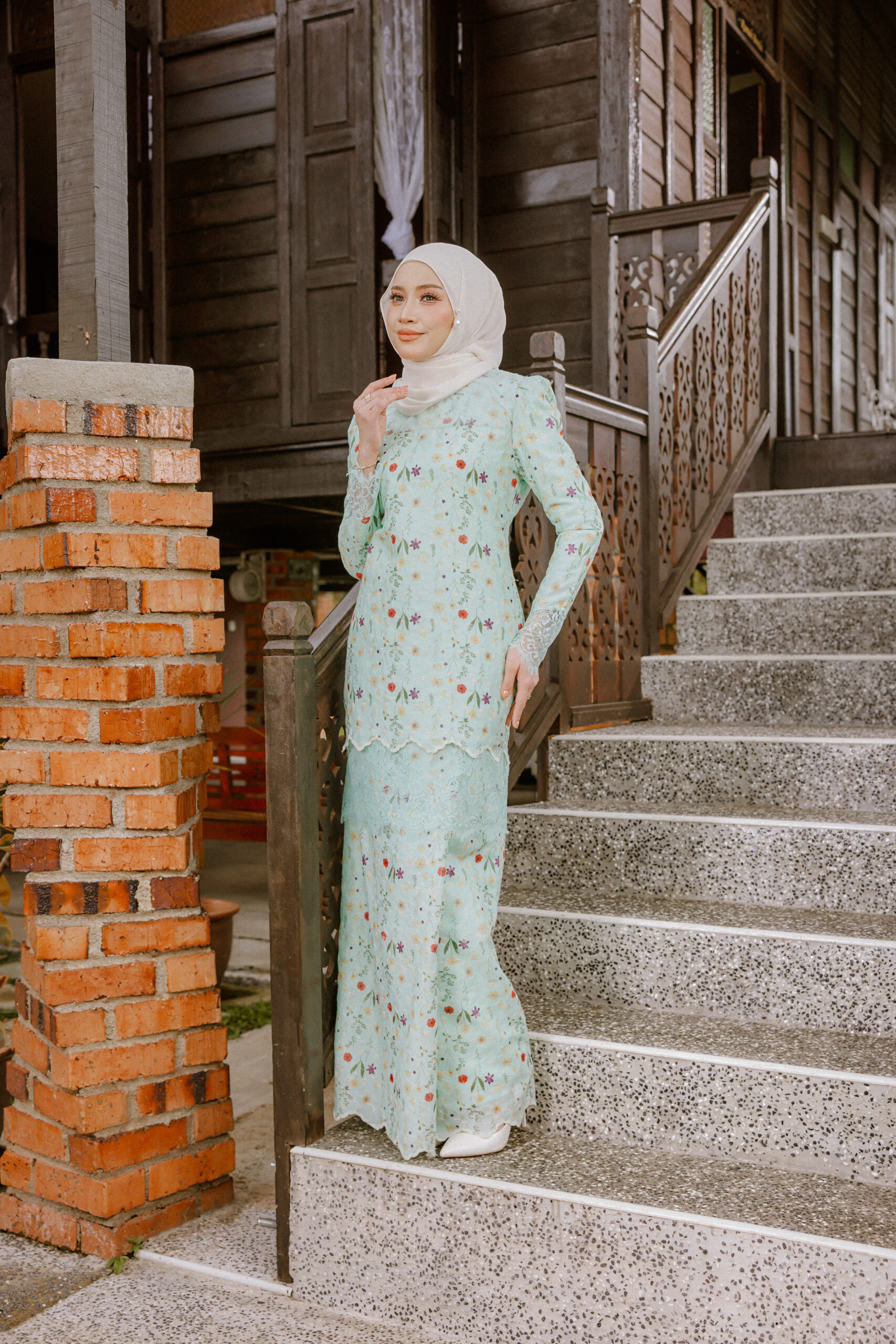 HELENA KURUNG - Image 11